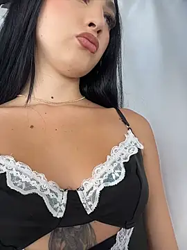 Snapshot of BadLilAngelXXX chatting on 13, 4, 2026 BadLilAngelXXX online show from 13, 4, 2026