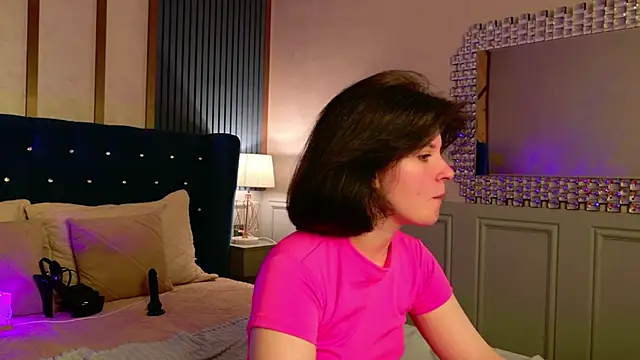 Milana Bold online show from 21, 4, 2026