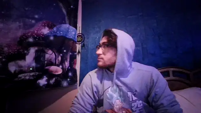 Snapshot of TiggaXXX96 chatting on 5, 2, 2026 TiggaXXX96 online show from 5, 2, 2026