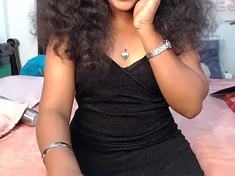 Snapshot of VixenNandhu chatting on 3, 7, 2026 VixenNandhu online show from 3, 7, 2026