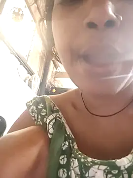 Sweet-runi online show from 7, 3, 2026