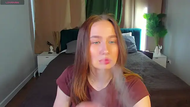Snapshot of _Kiki_angel_ chatting on 28, 4, 2026 Kiki angel online show from 28, 4, 2026