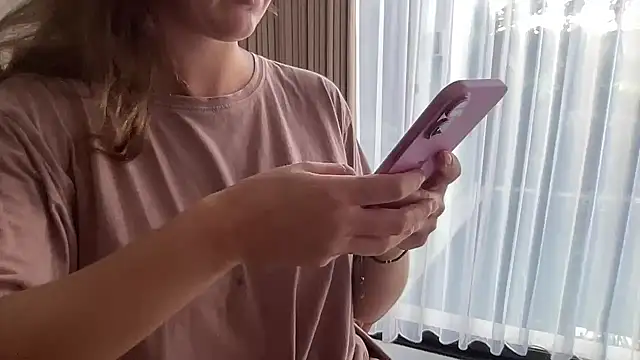 LoveeeeSabrina online show from 29, 3, 2026