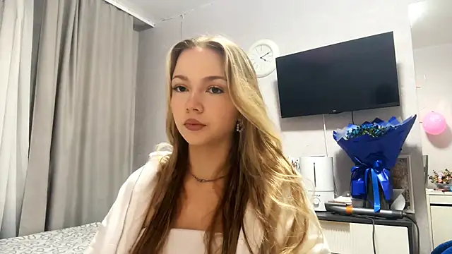 MilaSliger online show from 23, 2, 2026