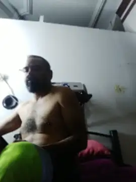 Snapshot of OMARMEX1 chatting on 10, 4, 2026 OMARMEX1 online show from 10, 4, 2026