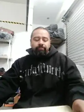 Snapshot of OMARMEX1 chatting on 10, 4, 2026 OMARMEX1 online show from 10, 4, 2026