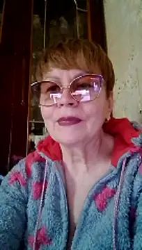 Snapshot of SophieBurns chatting on 22, 4, 2026 SophieBurns online show from 22, 4, 2026