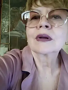 Snapshot of SophieBurns chatting on 16, 5, 2026 SophieBurns online show from 16, 5, 2026