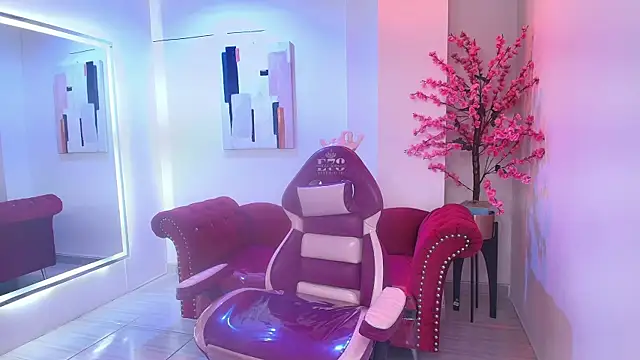 Alanna  scott online show from 24, 4, 2026