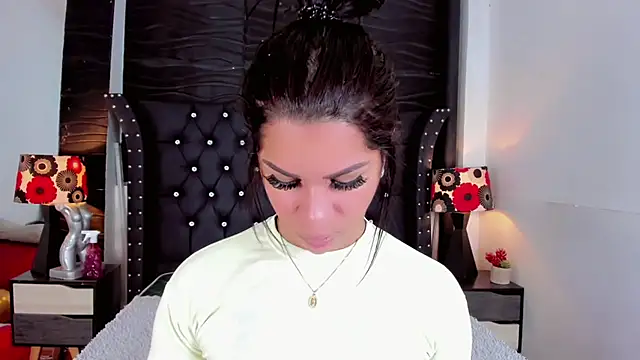 Makeyla Fox  online show from 27, 2, 2026