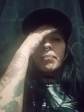 FRANCESCA LOVE  online show from 4, 4, 2026