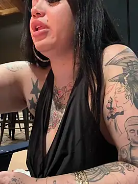 khloelynn online show from 9, 2, 2026