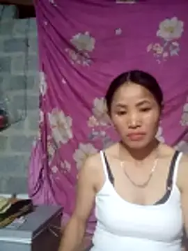 Snapshot of nhynhy11 chatting on 11, 2, 2026 nhynhy11 online show from 11, 2, 2026