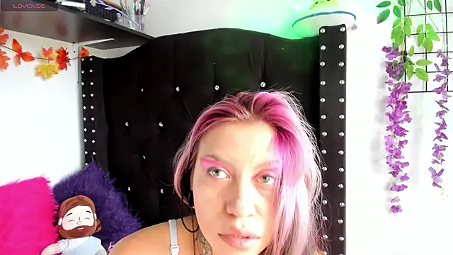 Snapshot of Midory_6 chatting on 16, 2, 2026 Midory 6 online show from 16, 2, 2026