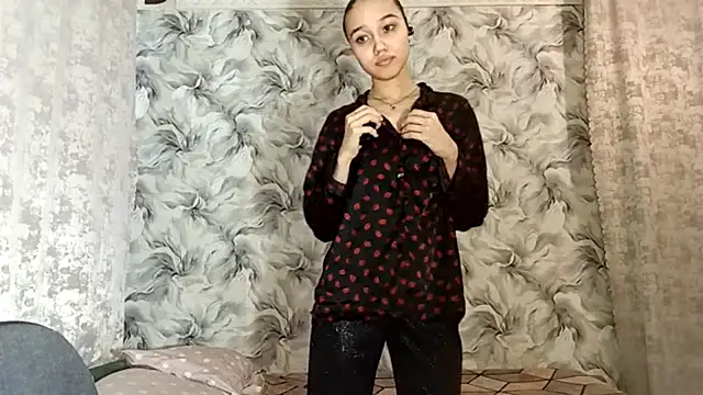 Snapshot of AnnettaBelsito chatting on 14, 2, 2026 AnnettaBelsito online show from 14, 2, 2026