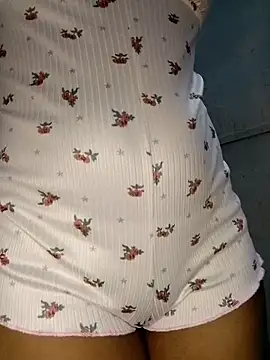 Zoe Renata online show from 28, 3, 2026