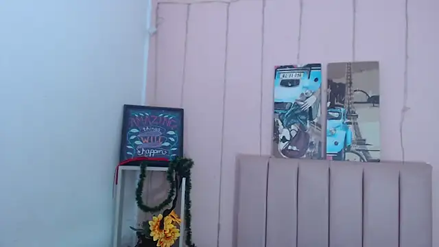 charlothcameronrs707 online show from 25, 4, 2026