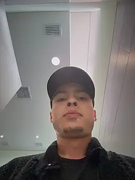 Snapshot of Eros_lee chatting on 16, 7, 2026 Eros lee online show from 16, 7, 2026
