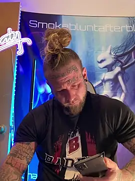 Smokebluntafterblunt online show from 6, 3, 2026