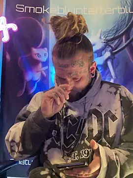 Smokebluntafterblunt online show from 16, 3, 2026