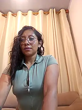 Camila Lopez1 online show from 10, 2, 2026