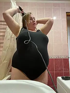 Snapshot of Mommy-girl-Lola chatting on 2, 3, 2026 Mommy-girl-Lola online show from 2, 3, 2026