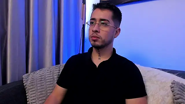Tommas Jhonson online show from 5, 7, 2026
