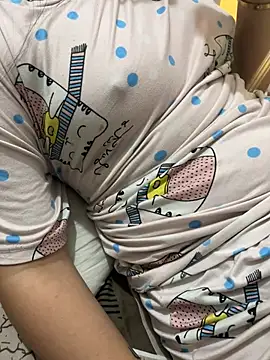 unicornbabe23 online show from 2, 7, 2026