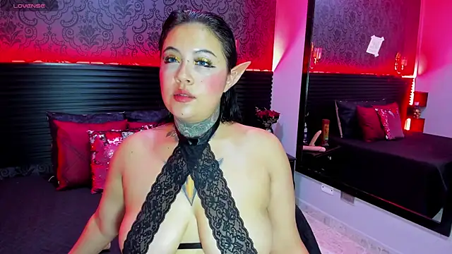 Aurelia Walker online show from 20, 2, 2026