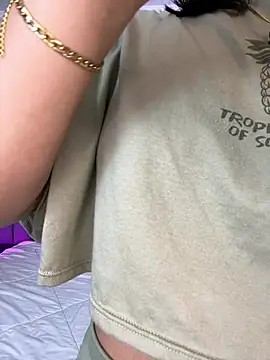 Nanda vixen  online show from 2, 4, 2026