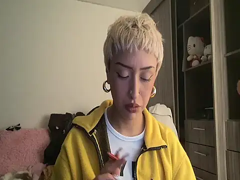  AbbyIce online show from 28, 4, 2026