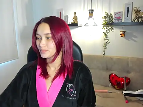 Snapshot of naomy_stanley chatting on 8, 5, 2026 naomy stanley online show from 8, 5, 2026