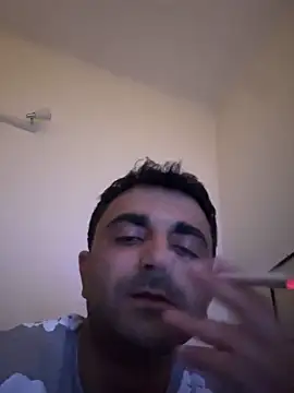 Snapshot of elia2711 chatting on 26, 3, 2026 elia2711 online show from 26, 3, 2026