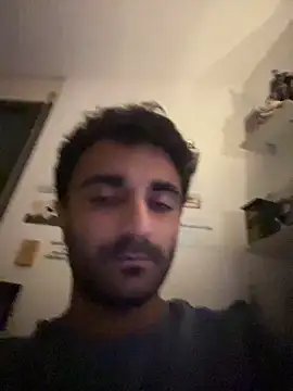 Snapshot of elia2711 chatting on 8, 5, 2026 elia2711 online show from 8, 5, 2026