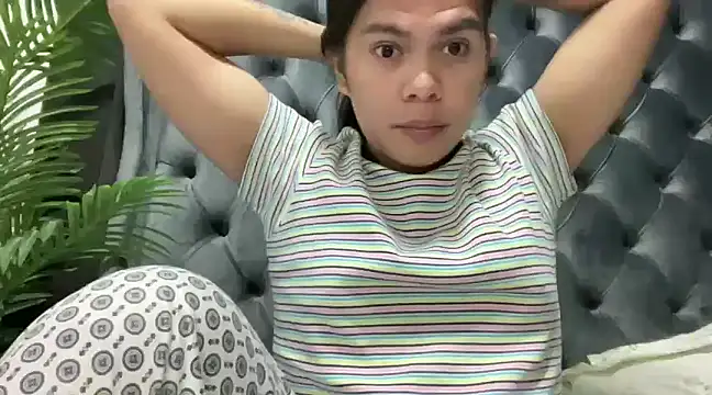 Snapshot of Mooree_naba chatting on 20, 12, 2024 Mooree naba online show from 20, 12, 2024