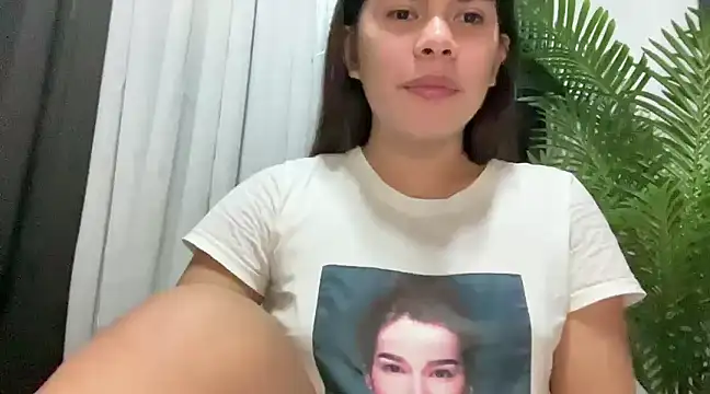 Snapshot of Mooree_naba chatting on 20, 1, 2025 Mooree naba online show from 20, 1, 2025