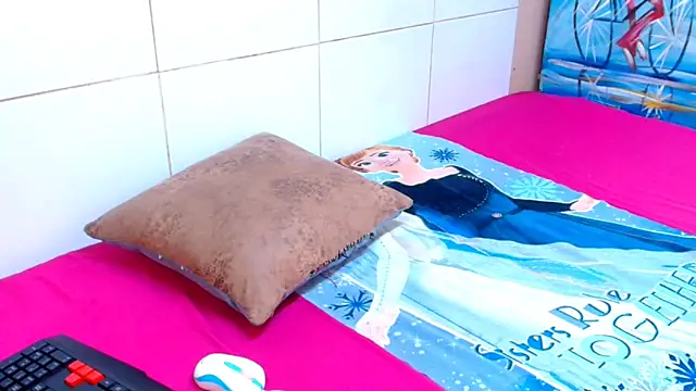 BubblyIvyxxx online show from 27, 3, 2026