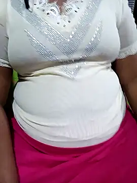 Snapshot of tamilkayal431 chatting on 14, 2, 2026 tamilkayal431 online show from 14, 2, 2026