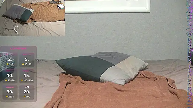 Snapshot of Erotic-Masseuse-Alan chatting on 7, 6, 2026 Erotic-Masseuse-Alan online show from 7, 6, 2026