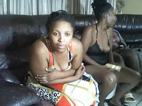 Snapshot of Caramel-Diva chatting on 24, 2, 2026 Caramel-Diva online show from 24, 2, 2026