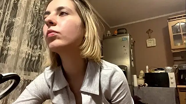 Snapshot of CharmingBlonde chatting on 18, 2, 2026 CharmingBlonde online show from 18, 2, 2026