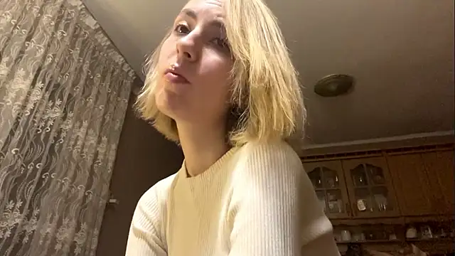 Snapshot of CharmingBlonde chatting on 19, 2, 2026 CharmingBlonde online show from 19, 2, 2026