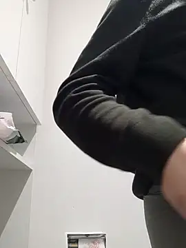 Snapshot of Luluberlu04 chatting on 12, 2, 2026 Luluberlu04 online show from 12, 2, 2026