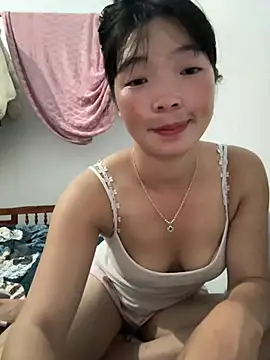 cuty lusy online show from 15, 7, 2026