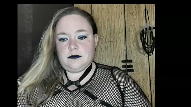 ladylynn13 online show from 28, 2, 2026