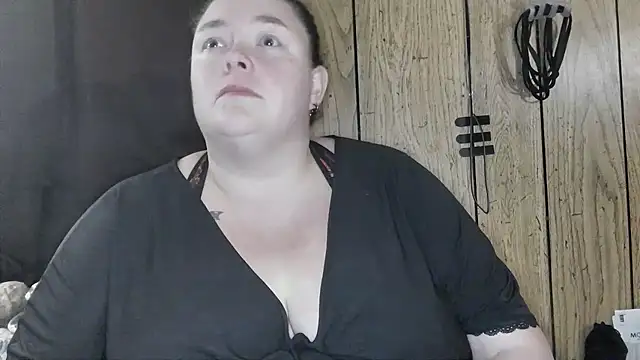 ladylynn13 online show from 3, 3, 2026