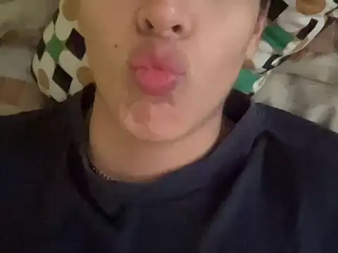 Snapshot of Frodo271 chatting on 8, 2, 2026 Frodo271 online show from 8, 2, 2026