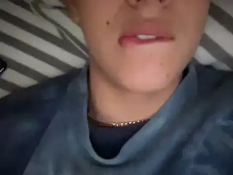 Snapshot of Frodo271 chatting on 9, 2, 2026 Frodo271 online show from 9, 2, 2026