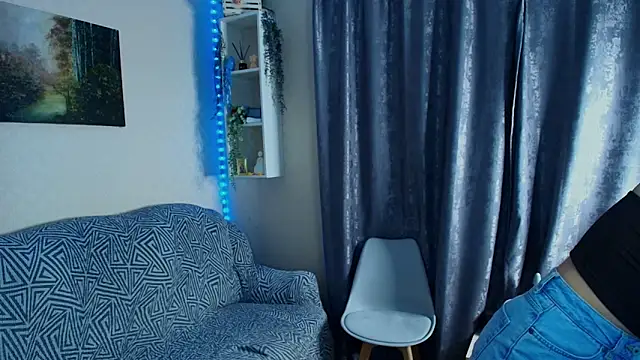 Erinn Sky online show from 23, 3, 2026