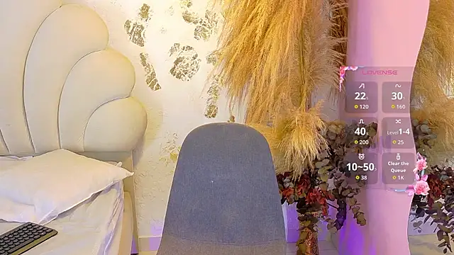 Snapshot of sabrina_lafaux_cr chatting on 27, 2, 2026 sabrina lafaux cr online show from 27, 2, 2026